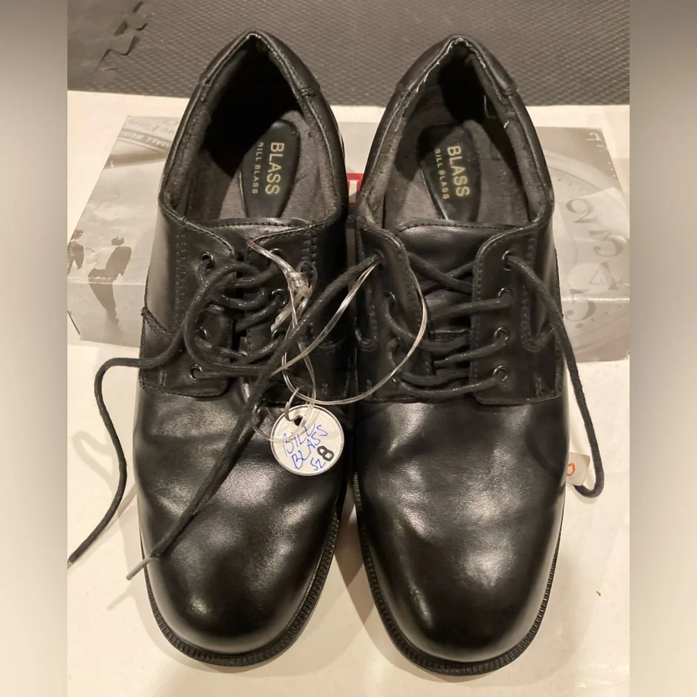 BILL BLASS Leather Lace-Up OXFORDS Black Men Sz 8 Pre-owned Very Good Condition